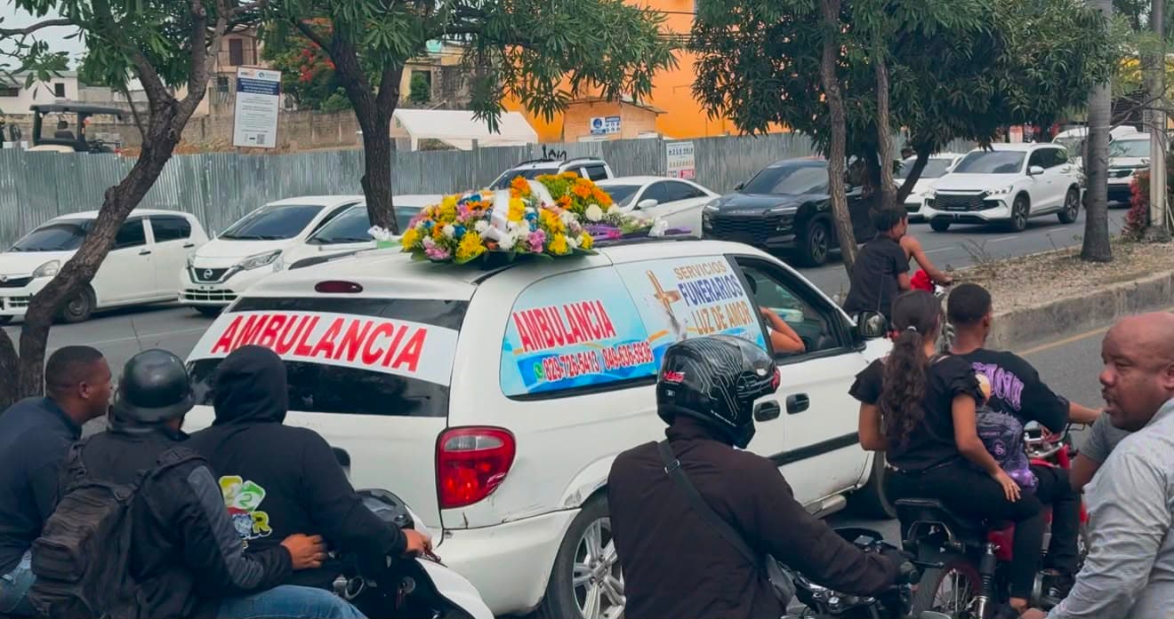 Dolor y reclamo de justicia: sepultan a joven muerto en presunta acción policial en Herrera