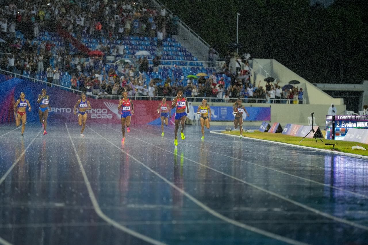 El atletismo carga en hombros a RD que recupera quinto puesto del medallero