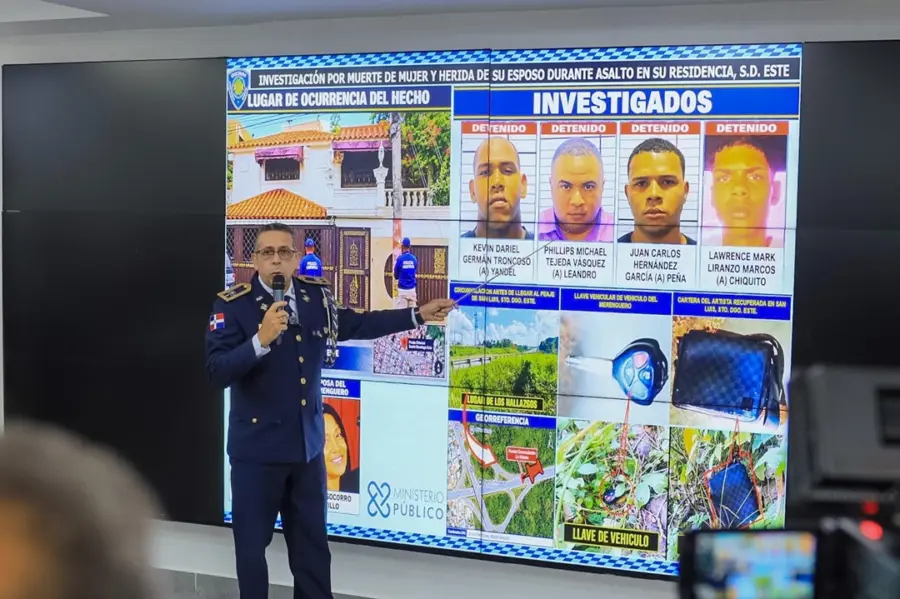 Policía recupera 33,690 dólares y 195,500 pesos tras asalto a la casa de Julián Oro Duro
