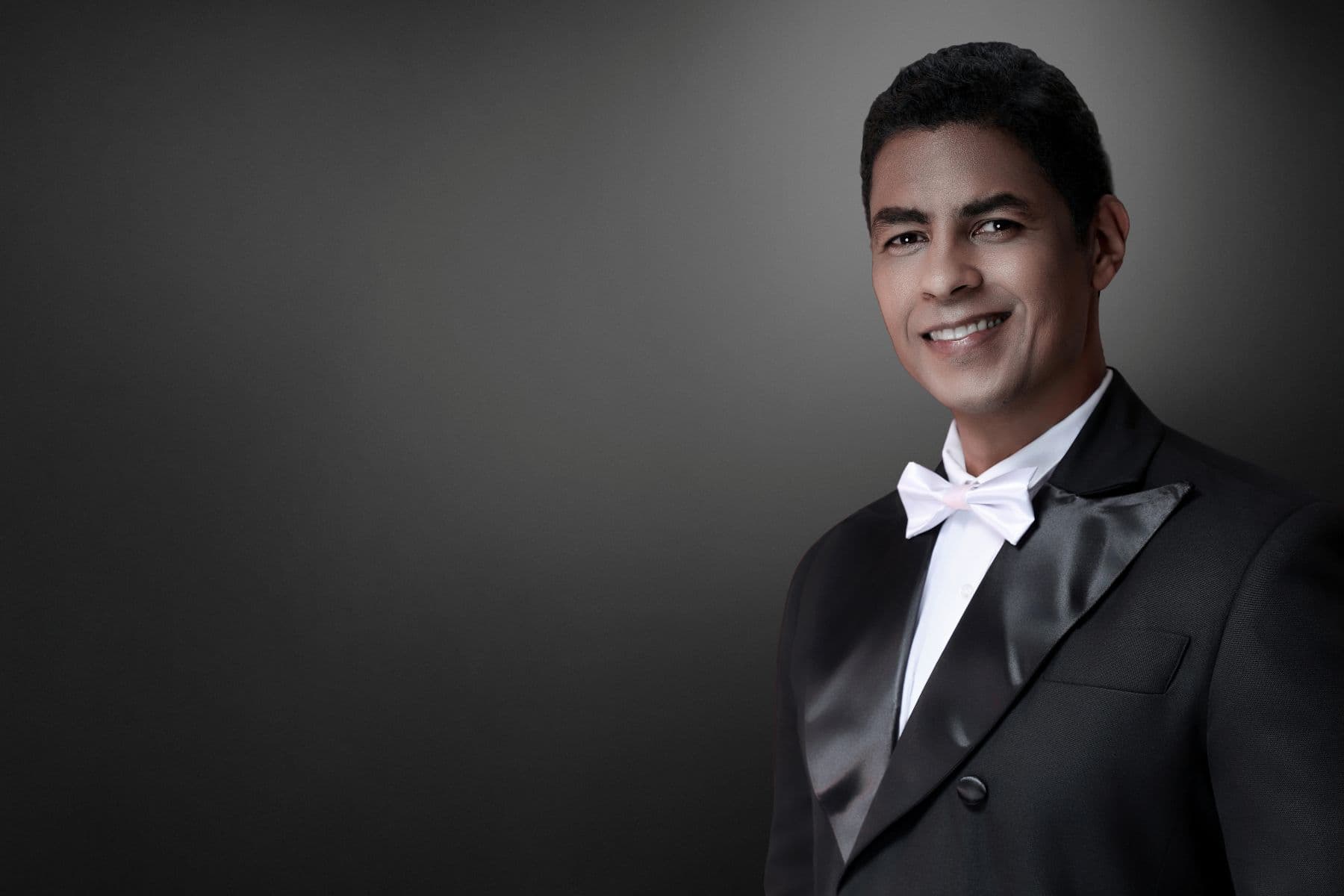 Héctor Anibal Estrella será Eduardo Brito, bajo la dirección de Manuel Chapuseaux. Foto suministrada.