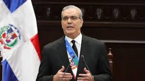 Abinader responde a Fernández sobre el paquete fiscal